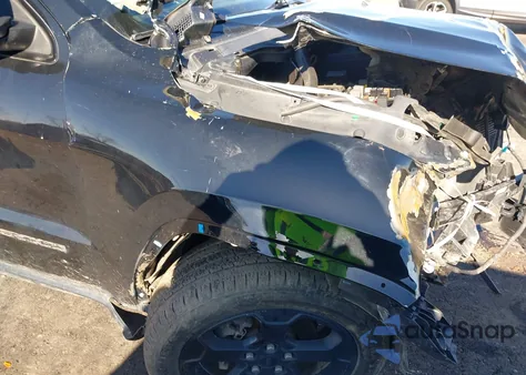 2019 Jeep Grand Cherokee Upland 4X4 z USA, uszkodzony, nr VIN 1C4RJFAG1KC808183